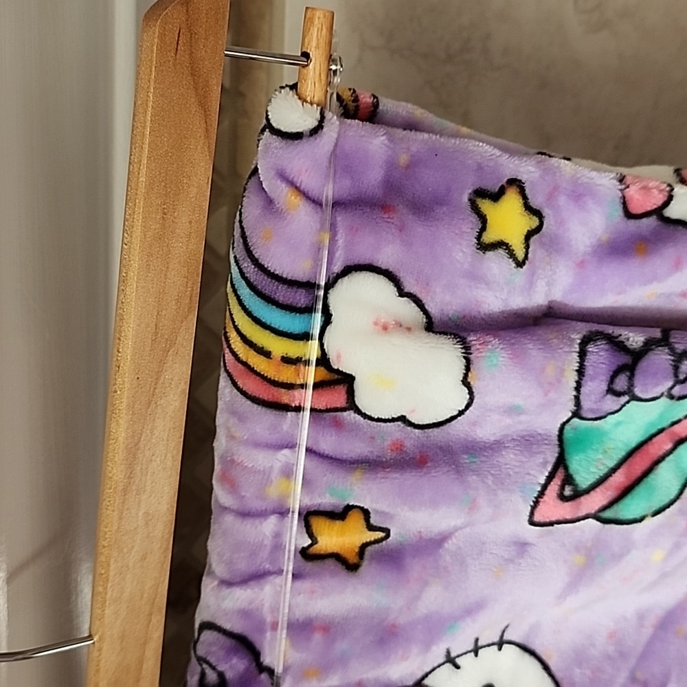 ๐ HELLO KITTY PLUSH CLOUD THROW ๐ - Picture 7 of 8